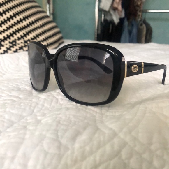 Gucci - Sunglasses